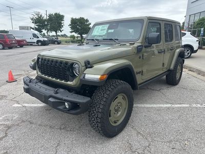 2025 Jeep Wrangler - Photo 5