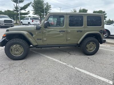 2025 Jeep Wrangler - Photo 11