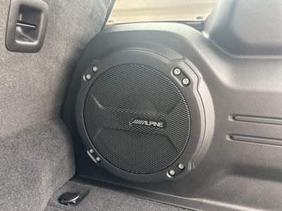 2025 Jeep Wrangler - Photo 13