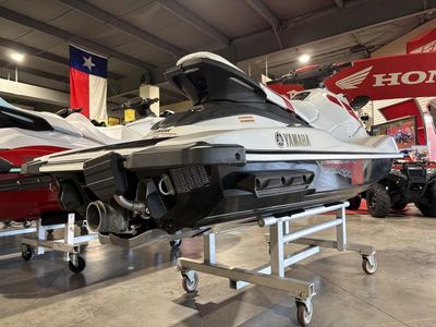 2021 Yamaha WaveRunners EX Limited - Photo 8