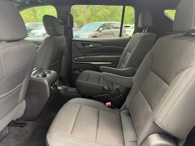 2025 Chevrolet Traverse - Photo 12
