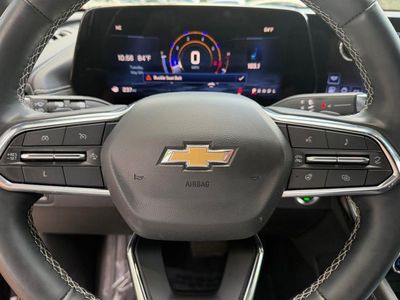 2025 Chevrolet Traverse - Photo 23