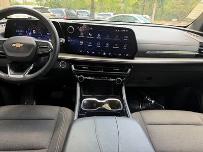 2025 Chevrolet Traverse - Photo 14