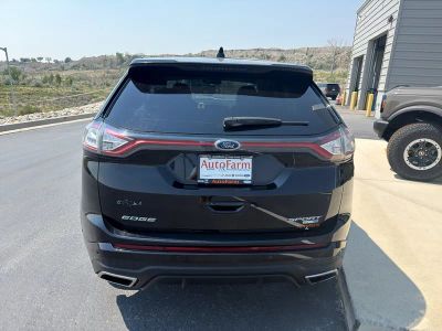 2018 Ford Edge — detail view