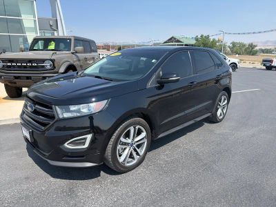 2018 Ford Edge — rear three-quarter view