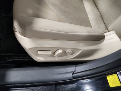 2024 Toyota Camry - Photo 18