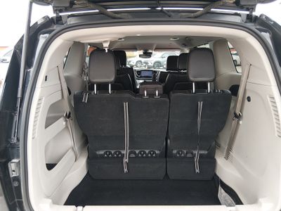 2023 Chrysler Pacifica - Photo 11