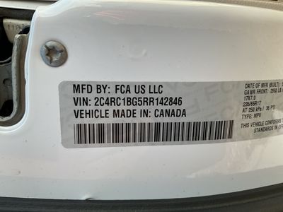 2024 Chrysler Pacifica - Photo 24