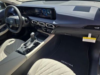 2026 Nissan Sentra — photo 11 view