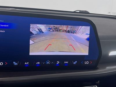2025 Chevrolet Traverse - Photo 13