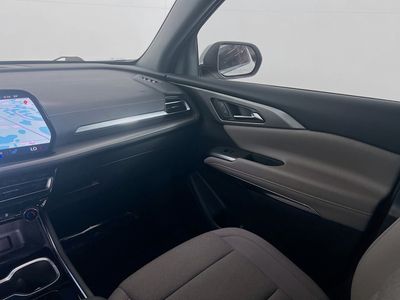 2025 Chevrolet Traverse - Photo 21