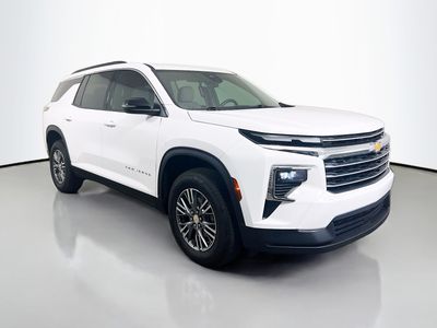 2025 Chevrolet Traverse - Photo 24