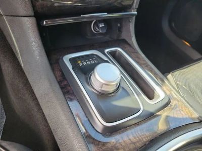 2019 Chrysler 300 — photo 21 view