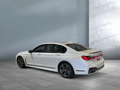 2020 BMW 7 Series — rear three-quarter view