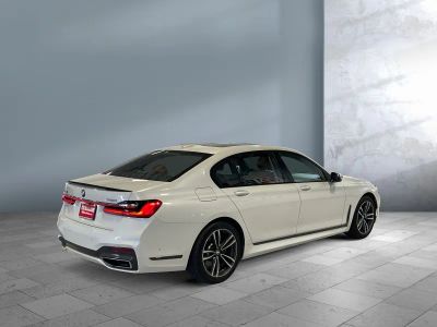 2020 BMW 7 Series — interior view