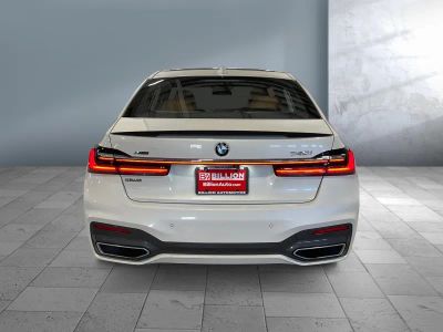 2020 BMW 7 Series — detail view