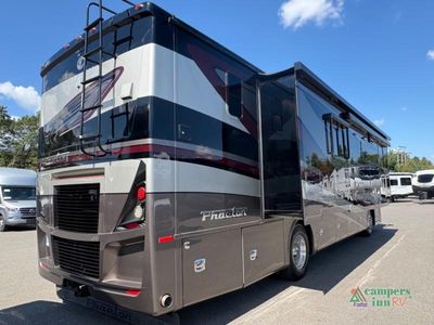 2022 Tiffin Motorhomes Phaeton — detail view