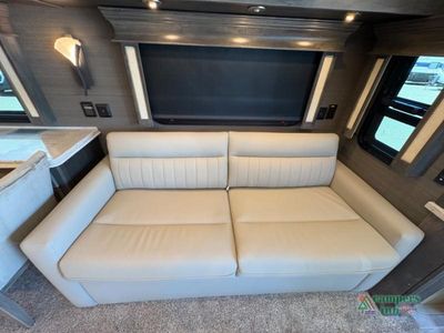 2022 Tiffin Motorhomes Phaeton — photo 33 view