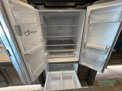 2022 Tiffin Motorhomes Phaeton — photo 26 view