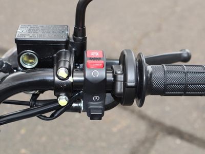 2025 Honda XR150L - Photo 12