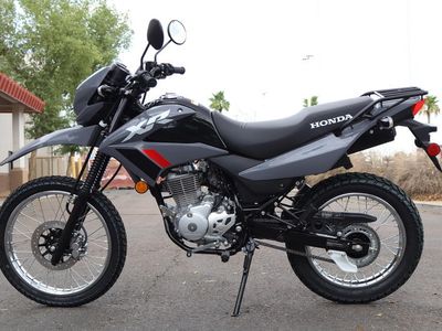 2025 Honda XR150L - Photo 8