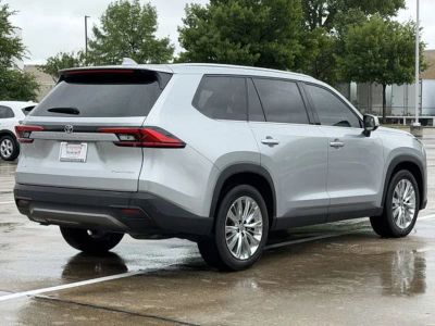 2024 Toyota Grand Highlander - Photo 4