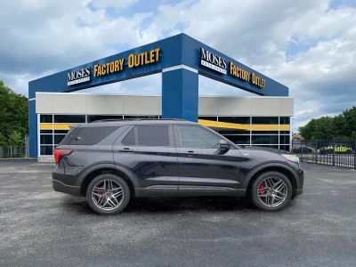 2025 Ford Explorer — interior view