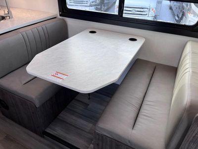 2026 Entegra Coach Odyssey SE - Photo 18