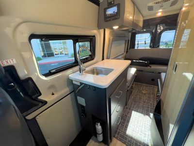 2024 Thor Motor Coach SANCTUARY - Photo 11