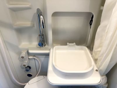 2024 Thor Motor Coach SANCTUARY - Photo 10