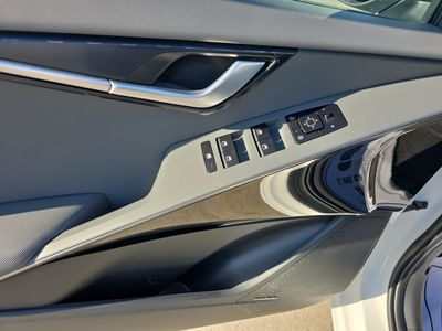 2026 Kia Niro - Photo 5