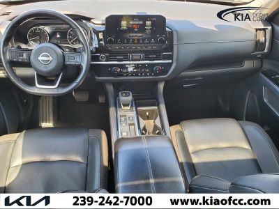 2023 Nissan Pathfinder — photo 14 view