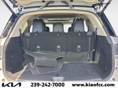 2023 Nissan Pathfinder — photo 9 view