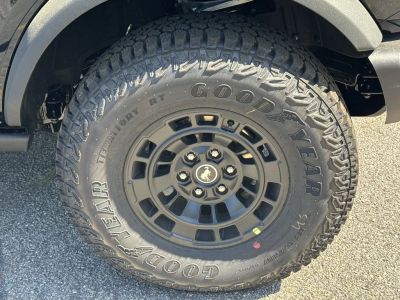 2026 Ford Bronco — photo 12 view