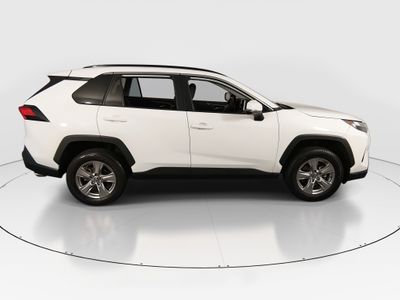 2024 Toyota RAV4 - Photo 8