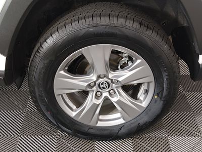2024 Toyota RAV4 - Photo 10