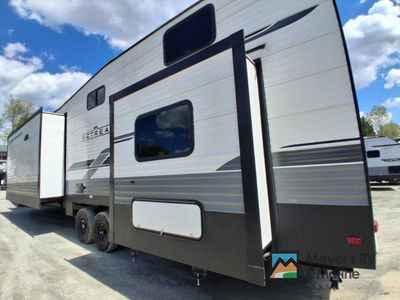 2023 Keystone RV Retreat - Photo 4