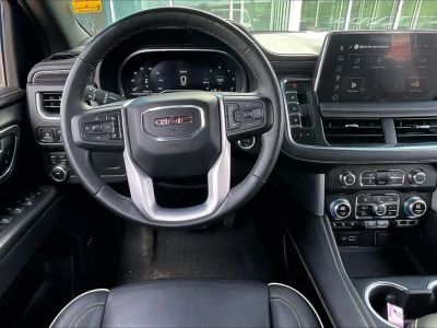 2023 GMC Yukon — detail view