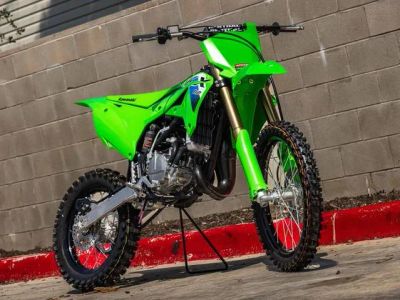 2026 Kawasaki KX™112 — front three-quarter view