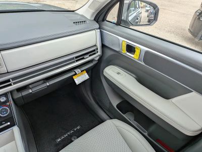 2026 Hyundai SANTA FE HYBRID — photo 17 view