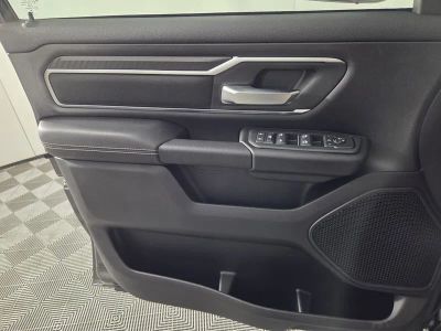 2026 Ram 1500 — photo 17 view