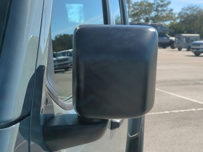 2026 Jeep Gladiator — photo 12 view