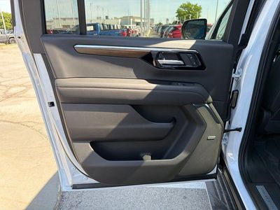 2026 Chevrolet Suburban - Photo 19