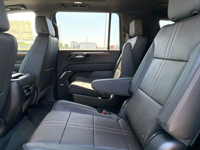 2026 Chevrolet Suburban - Photo 15