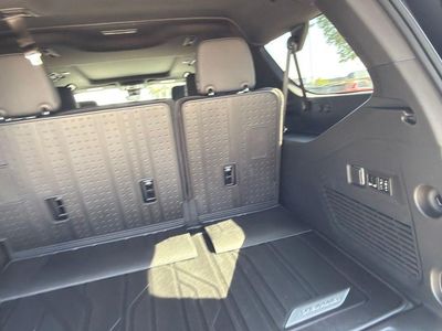 2026 Chevrolet Suburban - Photo 14