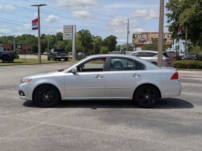 2010 Kia Optima — side profile view