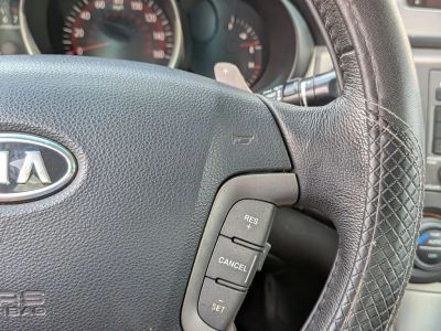 2010 Kia Optima — photo 17 view
