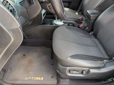 2010 Kia Optima — photo 12 view
