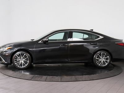 2023 Lexus ES - Photo 2
