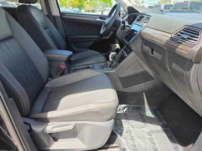 2024 Volkswagen Tiguan — photo 10 view